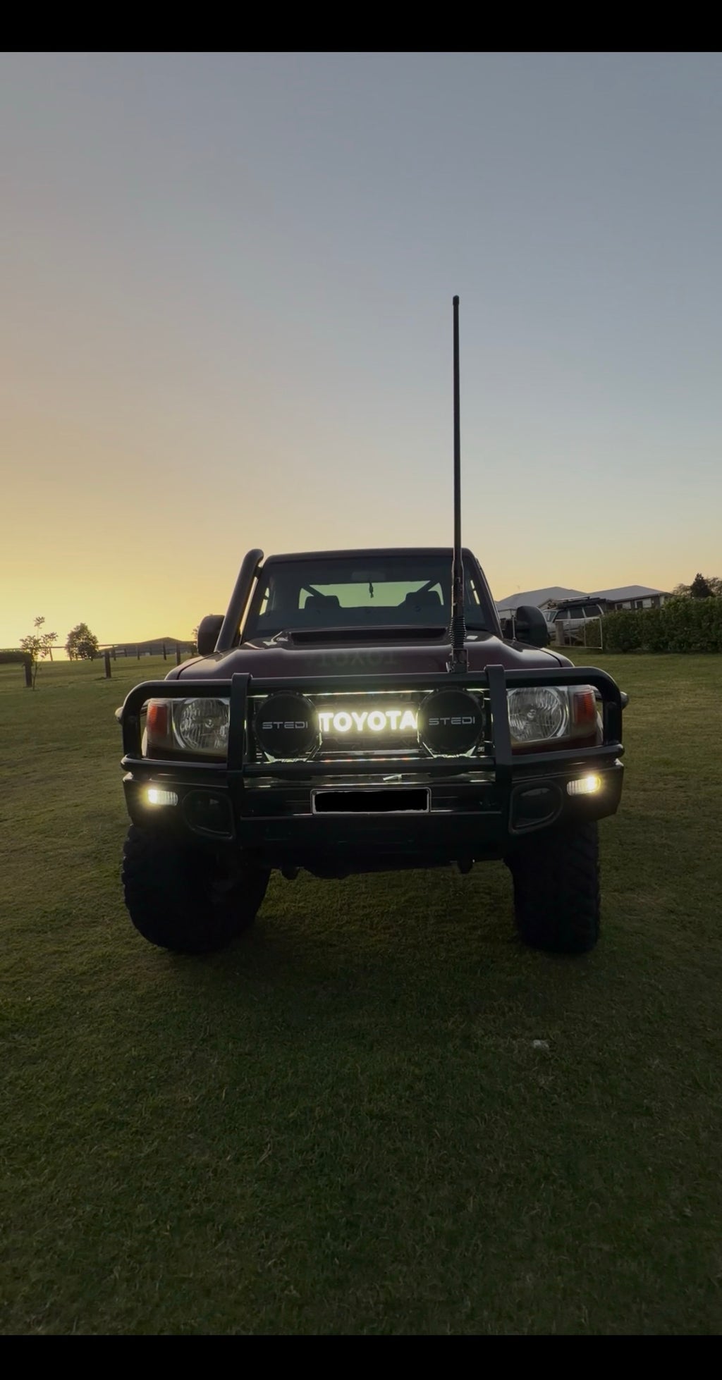 70 Series GR SPORT Grill