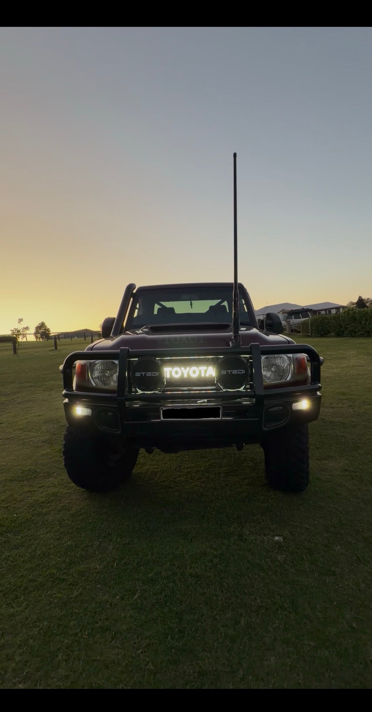 70 Series GR SPORT Grill