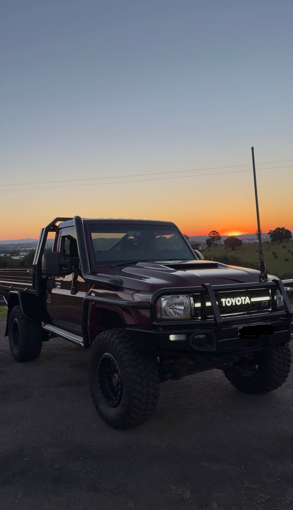 70 Series GR SPORT Grill