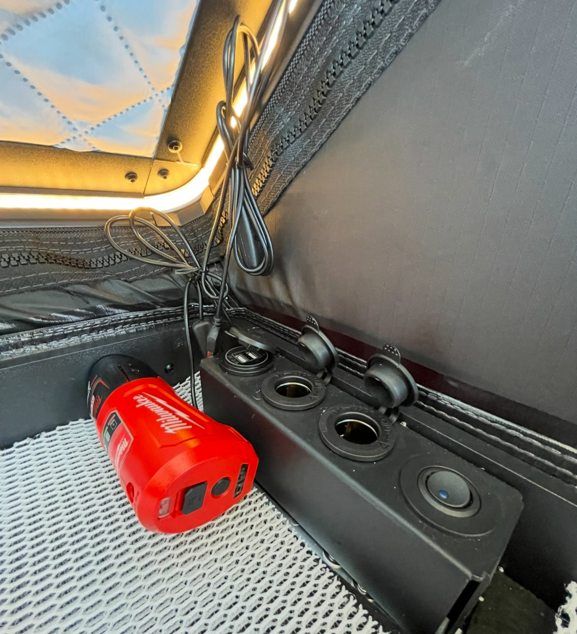 Deluxe 1.3 Rooftop Tent - CXT