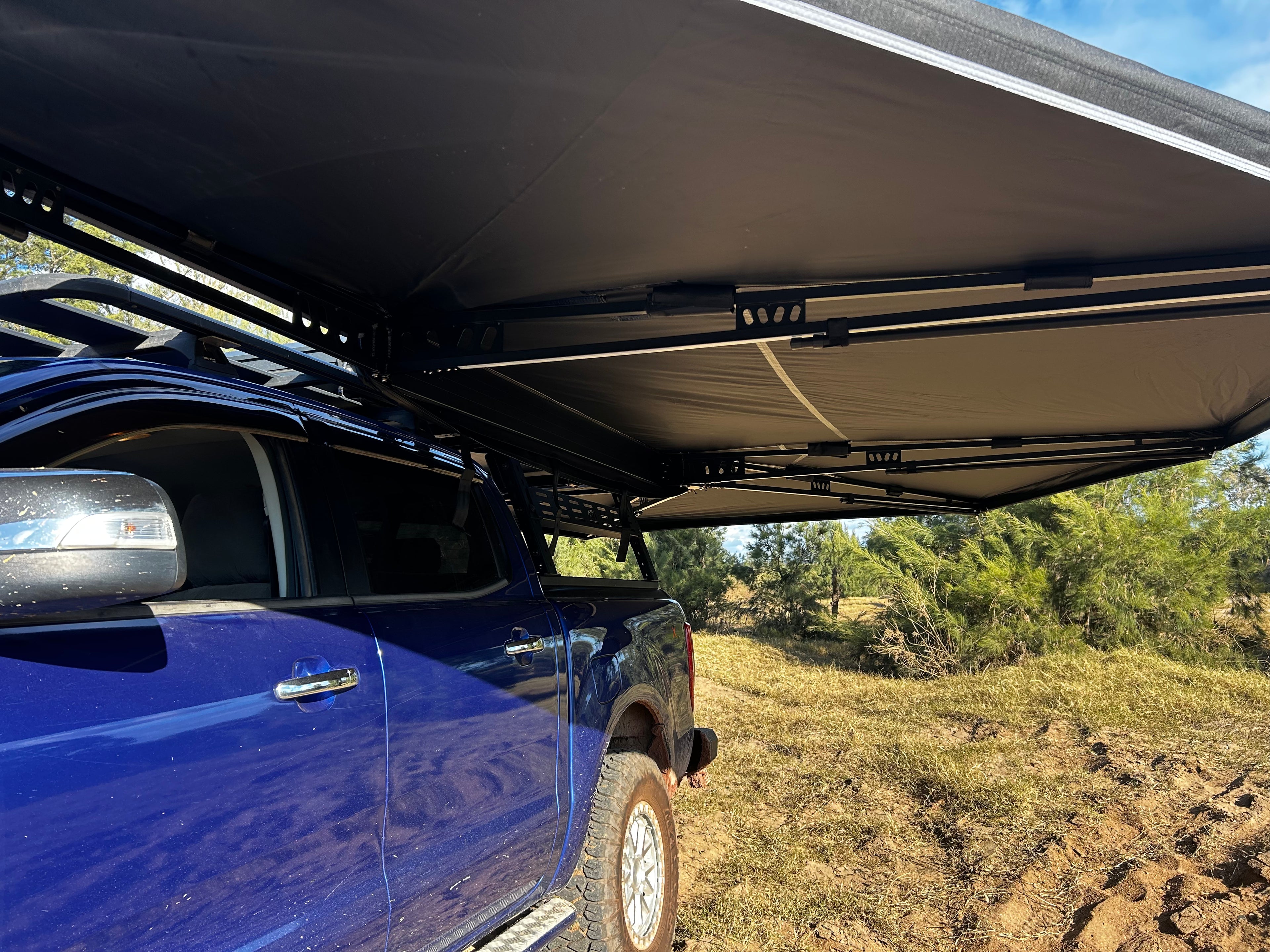 Deluxe 270 Plus Awning - CXT
